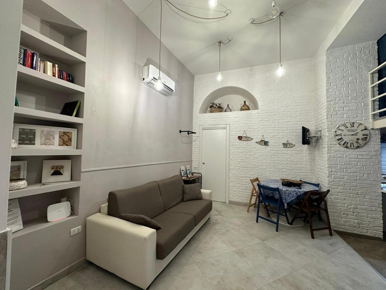 La Maisonette At Duomo Apartment Napoli Ngoại thất bức ảnh
